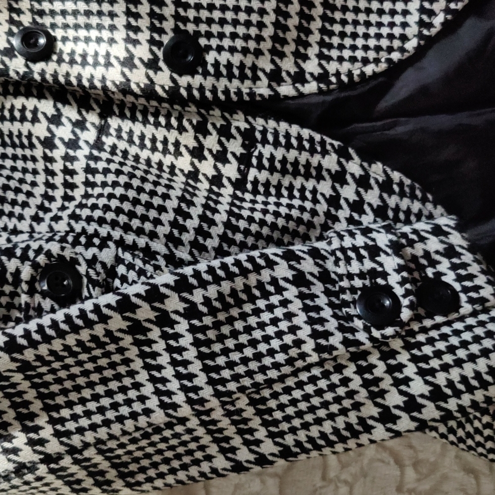 Candies Jacket - Picture 3 of 4